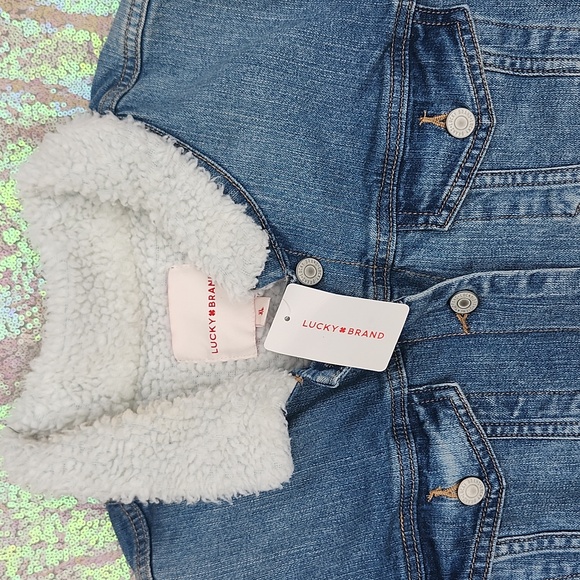Lucky Brand Blue Jean Jacket with White Sherpa Inside NWT! Women's Large! Nice! - Picture 2 of 3